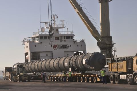 Los puertos españoles potencian la carga especial para ganar terreno en Europa Los puertos españoles potencian la carga especial para ganar terreno en Europa