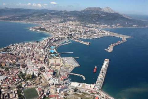 El tráfico portuario recupera prácticamente el nivel prepandemia en el tercer trimestre de 2022 El tráfico portuario recupera prácticamente el nivel prepandemia en el tercer trimestre de 2022