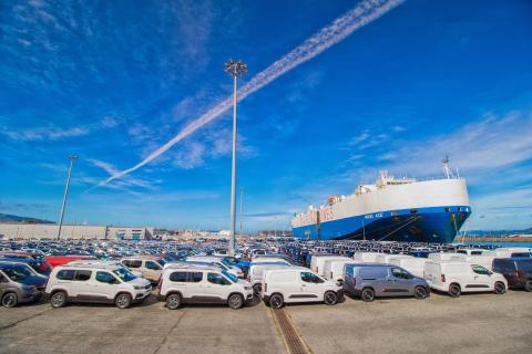 Los puertos de interés general movieron 42,5 millones de toneladas en el mes de febrero Los puertos de interés general movieron 42,5 millones de toneladas en el mes de febrero