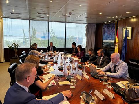 Puertos del Estado autoriza partidas económicas para Coruña Marítima y para la electrificación de muelles (OPS) del puerto de Sevilla Puertos del Estado autoriza partidas económicas para Coruña Marítima y para la electrificación de muelles (OPS) del puerto de Sevilla