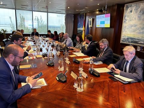 Puertos del Estado authorizes the transfer of land occupied by the Royal Nautical Club of Gran Canaria to its members Puertos del Estado authorizes the transfer of land occupied by the Royal Nautical Club of Gran Canaria to its members
