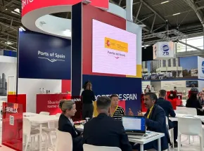 Los puertos españoles se presentan como puente entre continentes