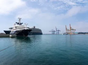 Los puertos españoles movieron 500 millones de toneladas hasta noviembre y se confirma la moderación en la caída de los tráficos