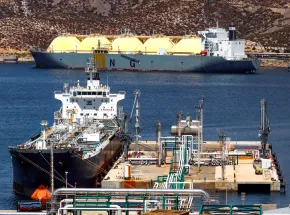 Los puertos españoles superan los 90,6 millones de toneladas movidas en los dos primeros meses del año